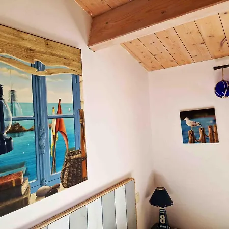 Les Pieds Dans L'eau :ker Anne Вилла