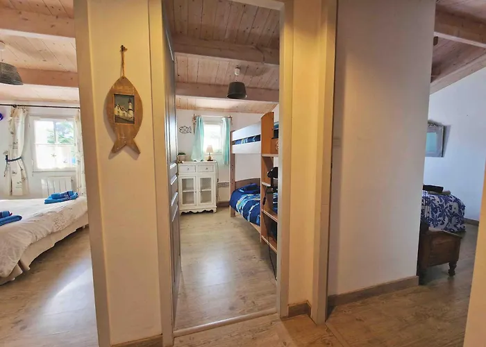 Les Pieds Dans L'eau :ker Anne Villa